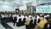 Walikota Padang, Fadly Amran saat menghadiri Rakor persediaan pangan se-Sumbar, Selasa (16/09/2025). (Dok ist).