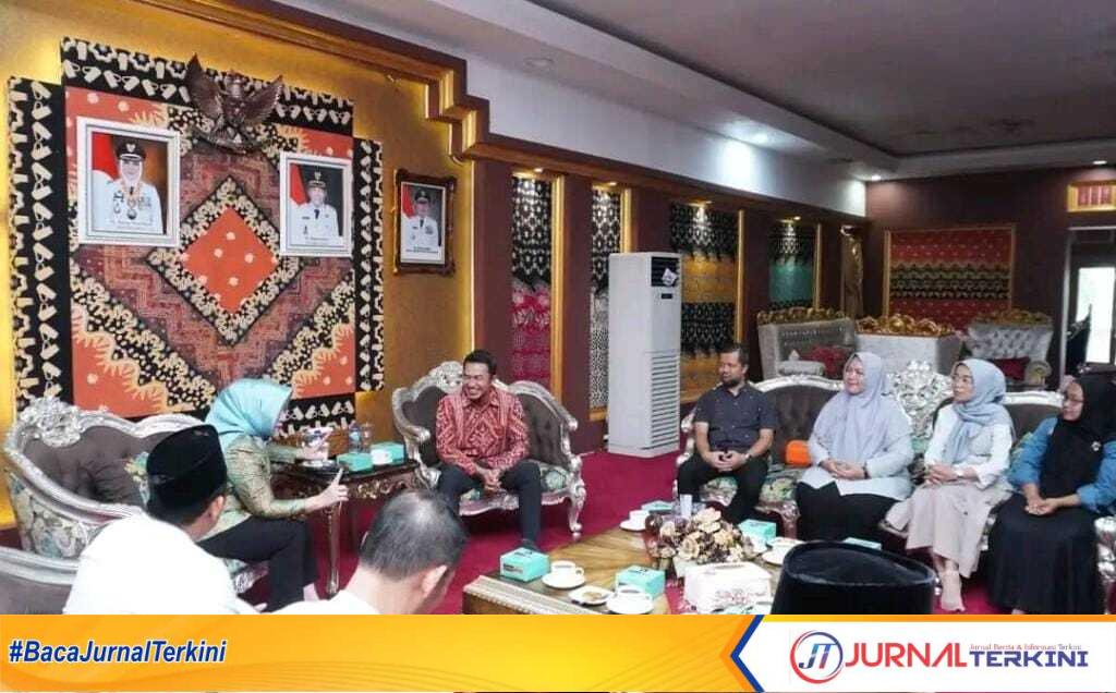 Bupati Musi Rawas, Hj. Ratna Machmud, menerima audiensi Kepala Kantor Badan Pertanahan Nasional (BPN) Kabupaten Musi Rawas