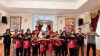 IMG-20250919-WA0124 Wabup Solok Lepas Atlet Wushu Menuju Kejuaran Provinsi Sumbar. (Foto DiskominfokabSolok).