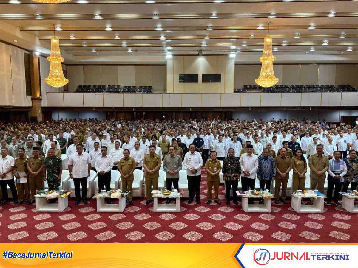 IMG-20250923-WA0022 Rakor Percepatan hilirisasi komiditas pertanian di Jakarta pada Senin (22/09/2025). (Foto DiskominfokabSolok).