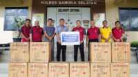 ketahanan pangan pt timah PT Timah menyerahkan 10 unit mesin tanam jagung kepada Polres Bangka Selatan. Bantuan ini ditujukan untuk mempermudah pekerjaan para petani yang tergabung dalam Gabungan Kelompok Tani (Gapoktan).(Timah)