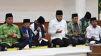 Pengurus Cabang Nahdlatul Ulama Kota Padang Gelar Lailatul Ijtima’ di Palanta Rumah Dinas Wali Kota Padang, Kamis malam (18/09/2025). (Dok ist).