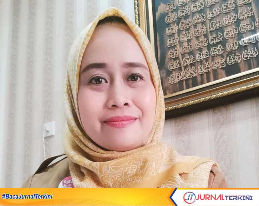 Adobe Express - file (1) Kabid Kesmas Dinas Kesehatan Kota Padang, dr Lidia Febrina. (Foto Kominfo Padang).