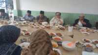 M. Shadiq Pasadigoe saat menerima aspirasi masyarakat Pandai Sikek dan Koto Laweh. (Dok ist).