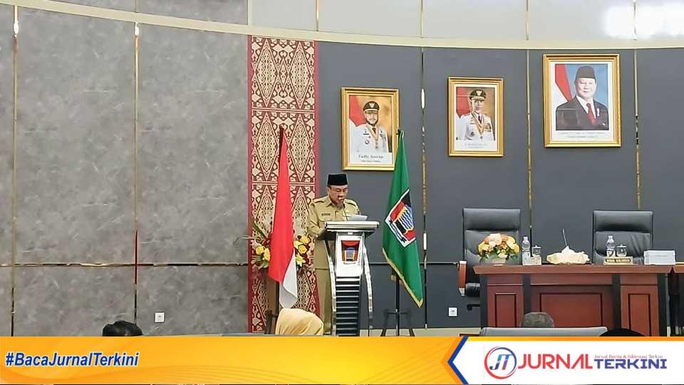 Wawako Padang, Maigus Nasir saat menyampaikan Nota Pengantar Ranperda APBD 2026. (Foto Kominfo Padang).