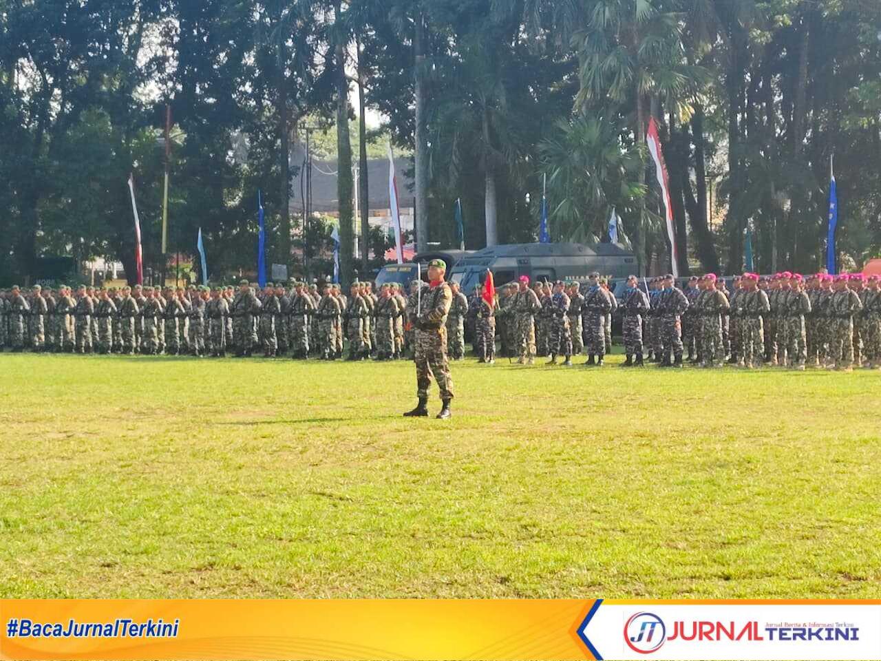 IMG-20251005-WA0101 Upacara HUT TNI ke 80 di Lap Imam Bonjol Kota Padang, Sumatera Barat. (Foto Adpim Sumbar).