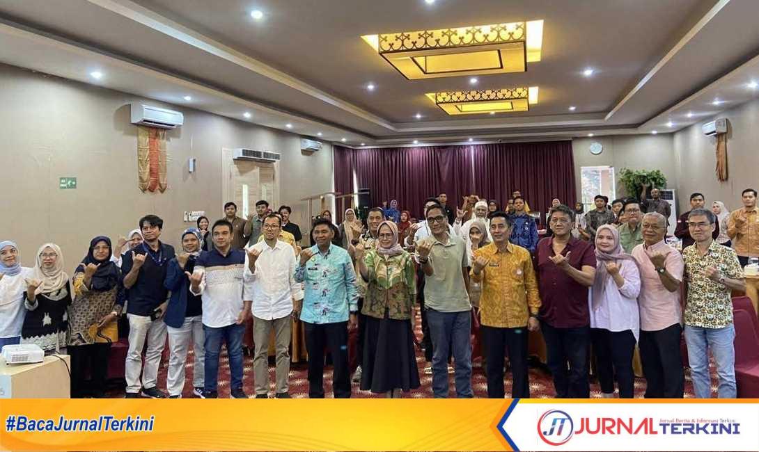 FGD bersama Pemko Padang dengan Pemprov Sumbar. (Foto Kominfo Padang).