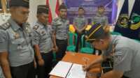 Penandatanganan komitmen bersama berantas barang terlarang di LP Suliki. (Dok ist).