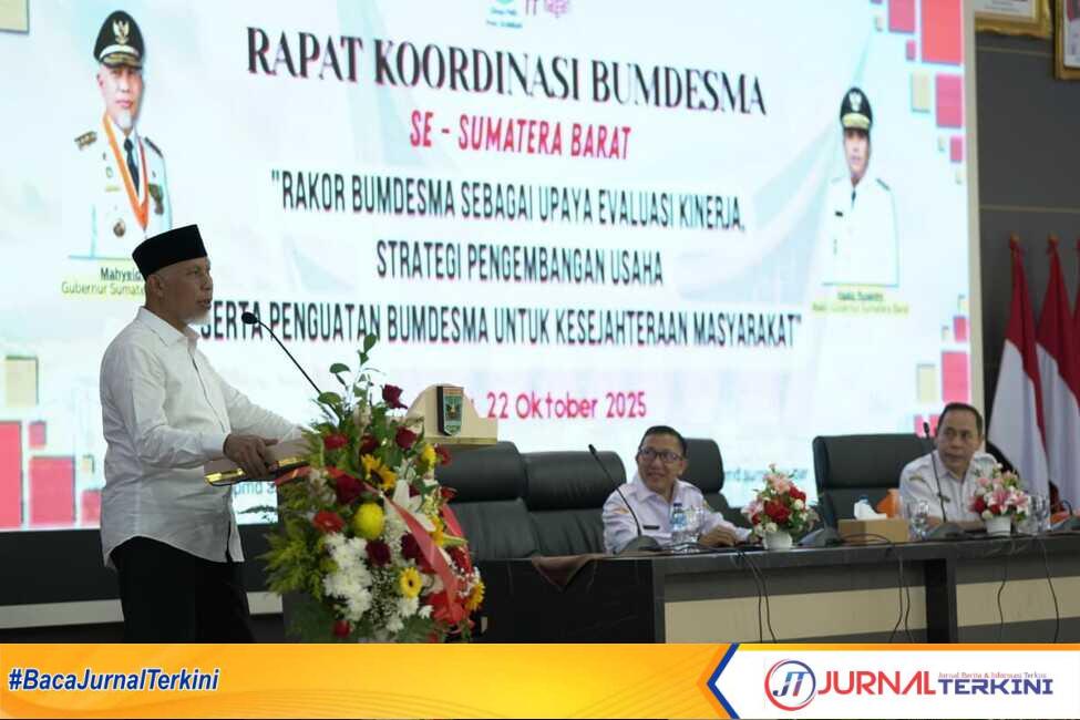 result_IMG-20251022-WA0192(1) Gubernur Sumbar, Mahyeldi Ansharullah saat berbicara pada Rakor BUMDesma se-Sumbar. (Foto Adpim Sumbar).
