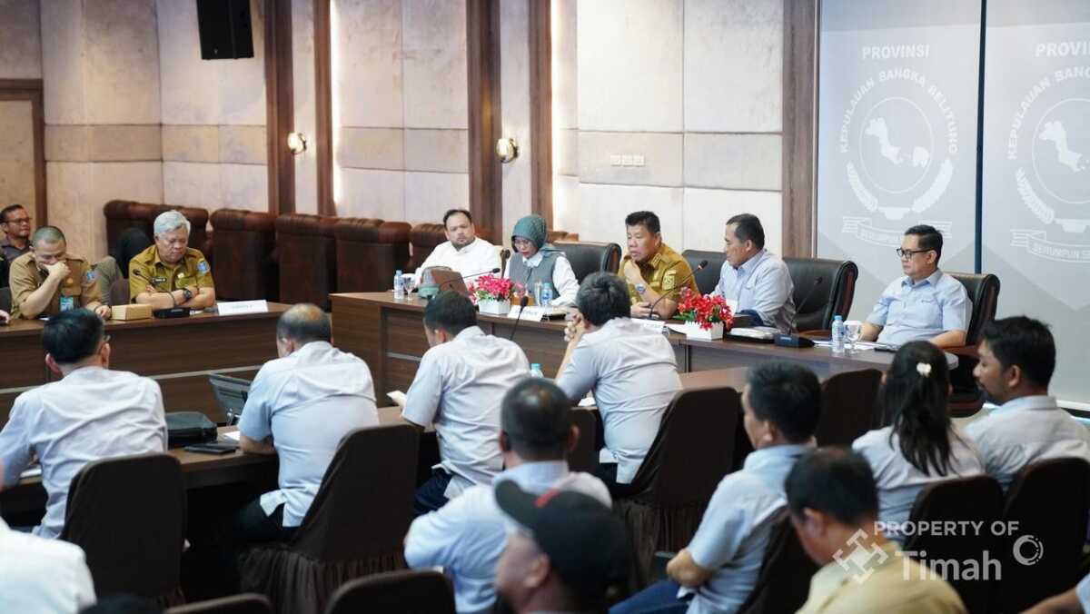 Pemerintah Provinsi Bangka Belitung (Pemprov Babel) dan PT Timah Tbk memperkuat sinergi untuk melibatkan masyarakat dalam kegiatan penambangan melalui skema kemitraan koperasi. (Timah)