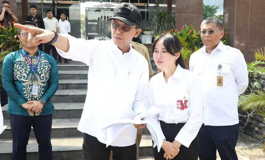 Wali Kota Batam sekaligus Kepala BP Batam Amsakar Achmad dan Wakil Wali Kota sekaligus Wakil Kepala BP Batam Li Claudia Chandra (Diskominfo Batam)