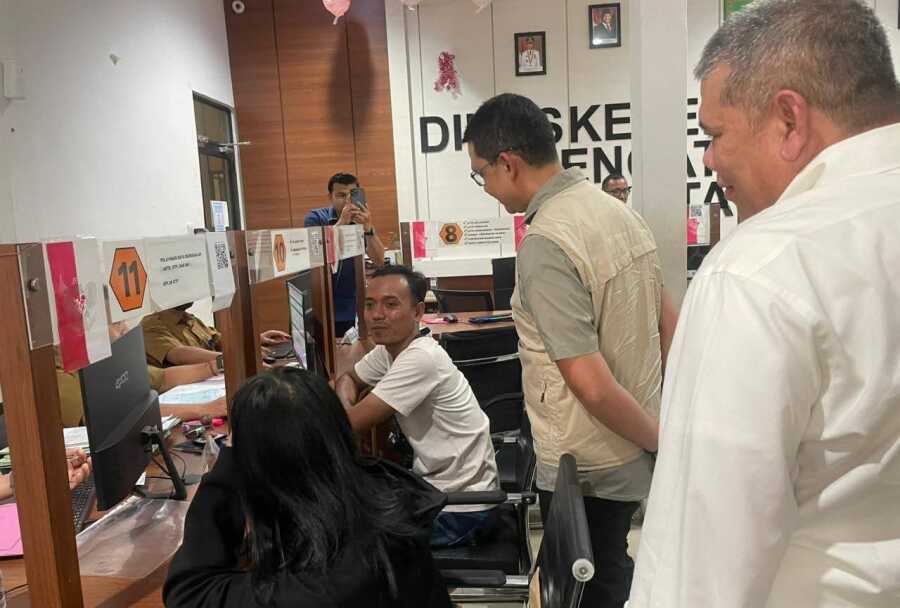 Layanan administrasi kependudukan di Disdukcapil Kota Batam (Diskominfo Batam)