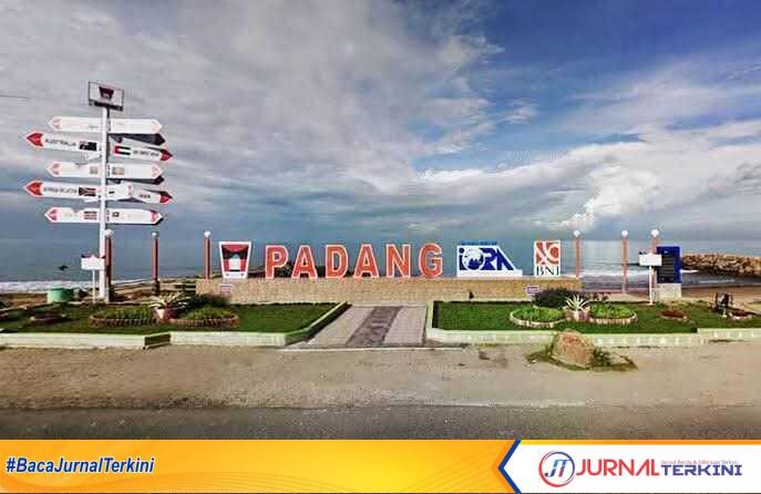 Pantai Purus di Kota Padang. (Foto Kominfo Padang).