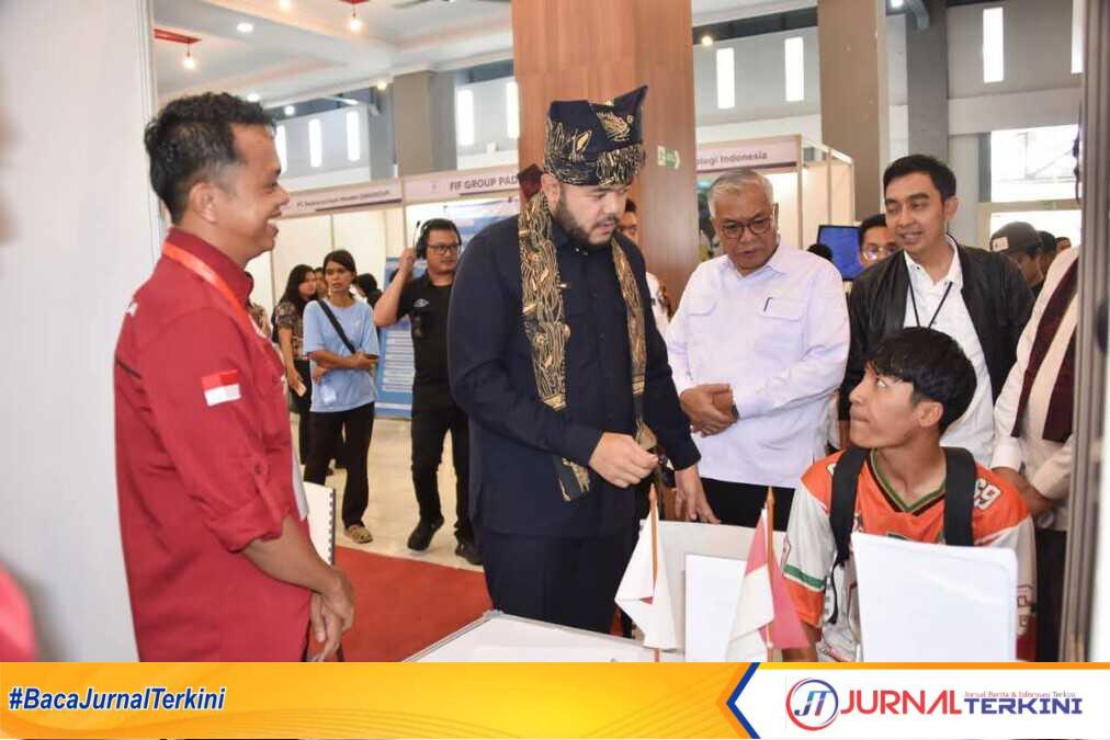 Pemko Padang menggelar kegiatan Padang Job Fair. (Foto Kominfo Padang).