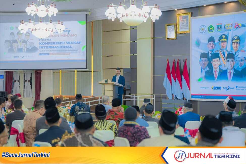 result_IMG-20251115-WA0004 Gala dinner Konferensi Wakaf Internasional di Auditorium Gubenuran Sumbar. (Foto Adpim Sumbar).