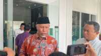 result_IMG-20251116-WA0054 Gubernur Sumbar, Mahyeldi Ansharullah saat berbicara kepada Jurnalis. (Foto Adpim Sumbar).