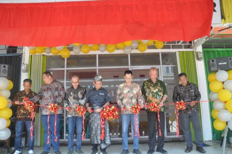 Heru Cakra Owner Meru Global Internasional Resmikan Grand Opening Meru ...