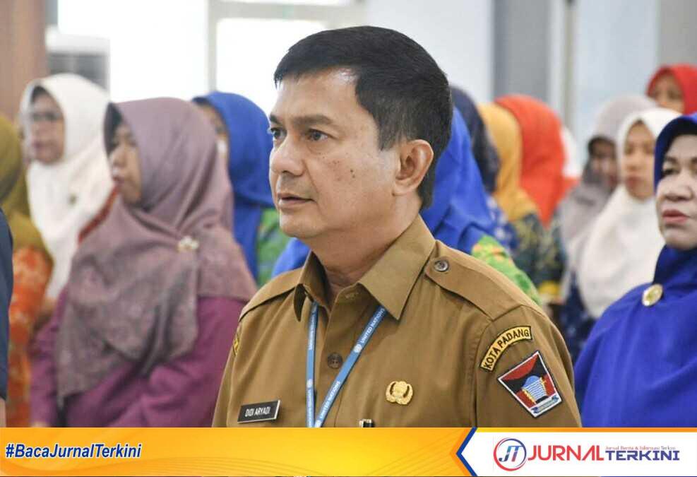 Asisten II Setdako Padang dan Plt Kepala Bapenda, Didi Aryadi. (Foto Kominfo Padang).