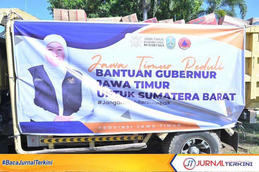 Bantuan Penanganan Bencana Rp2,5 Miliar dari Pemprov Jawa Timur tiba di Sumbar (Foto Adpim Sumbar).
