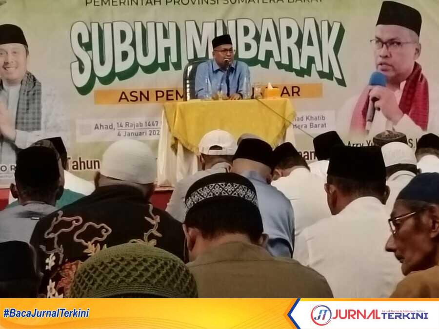 Subuh Mubarokah di Mesjid Raya Syekh Ahmad Khatib Al-Minangkabawi. (Foto Adpim Sumbar).