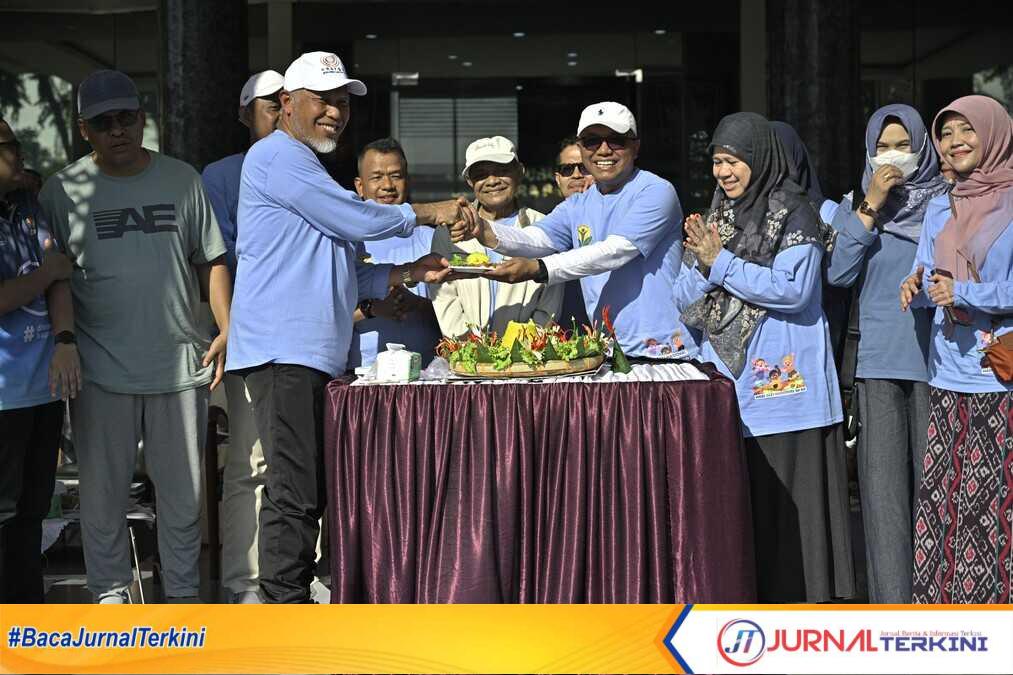 Peringatan Hari Gizi Nasional di Halaman Kantor Gubernur Sumbar. (Foto Adpim Sumbar).