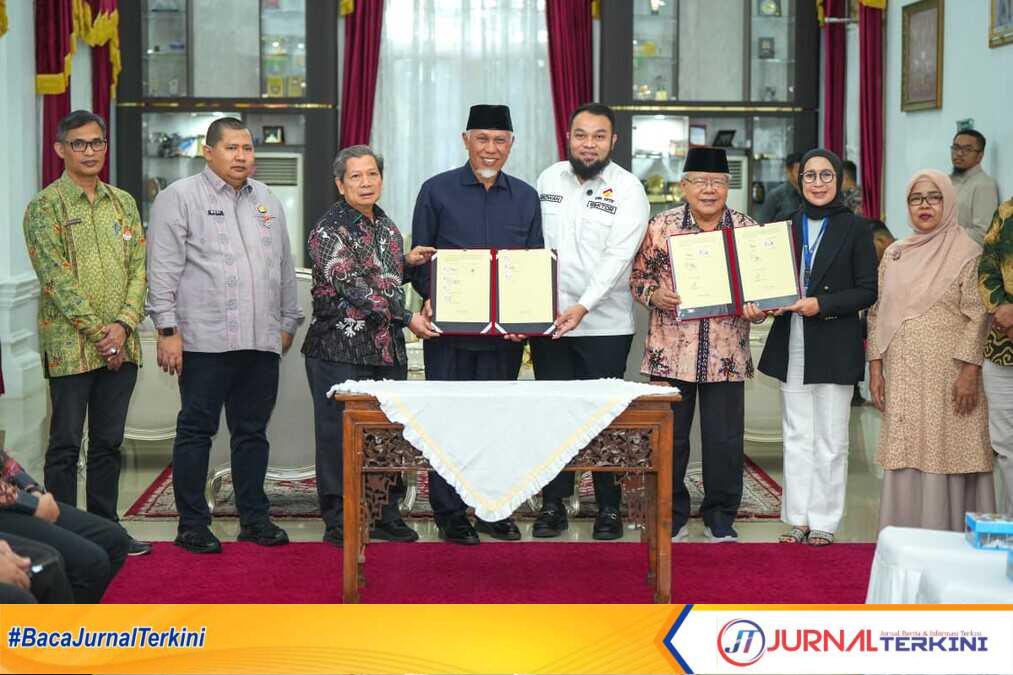 result_IMG-20260129-WA0012 Gubernur Sumbar, Mahyeldi Ansharullah MoU dengan tujuh PTS di Sumbar dan TMII. (Foto Adpim Sumbar).