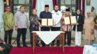 result_IMG-20260129-WA0012 Gubernur Sumbar, Mahyeldi Ansharullah MoU dengan tujuh PTS di Sumbar dan TMII. (Foto Adpim Sumbar).