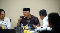 Gubernur Sumbar, Mahyeldi Ansharullah saat Rapat lanjutan percepatan pembangunan jalan Tol Padang-Pekanbaru seksi Kayu Tanam-Bukittinggi. (Foto Adpim Sumbar).