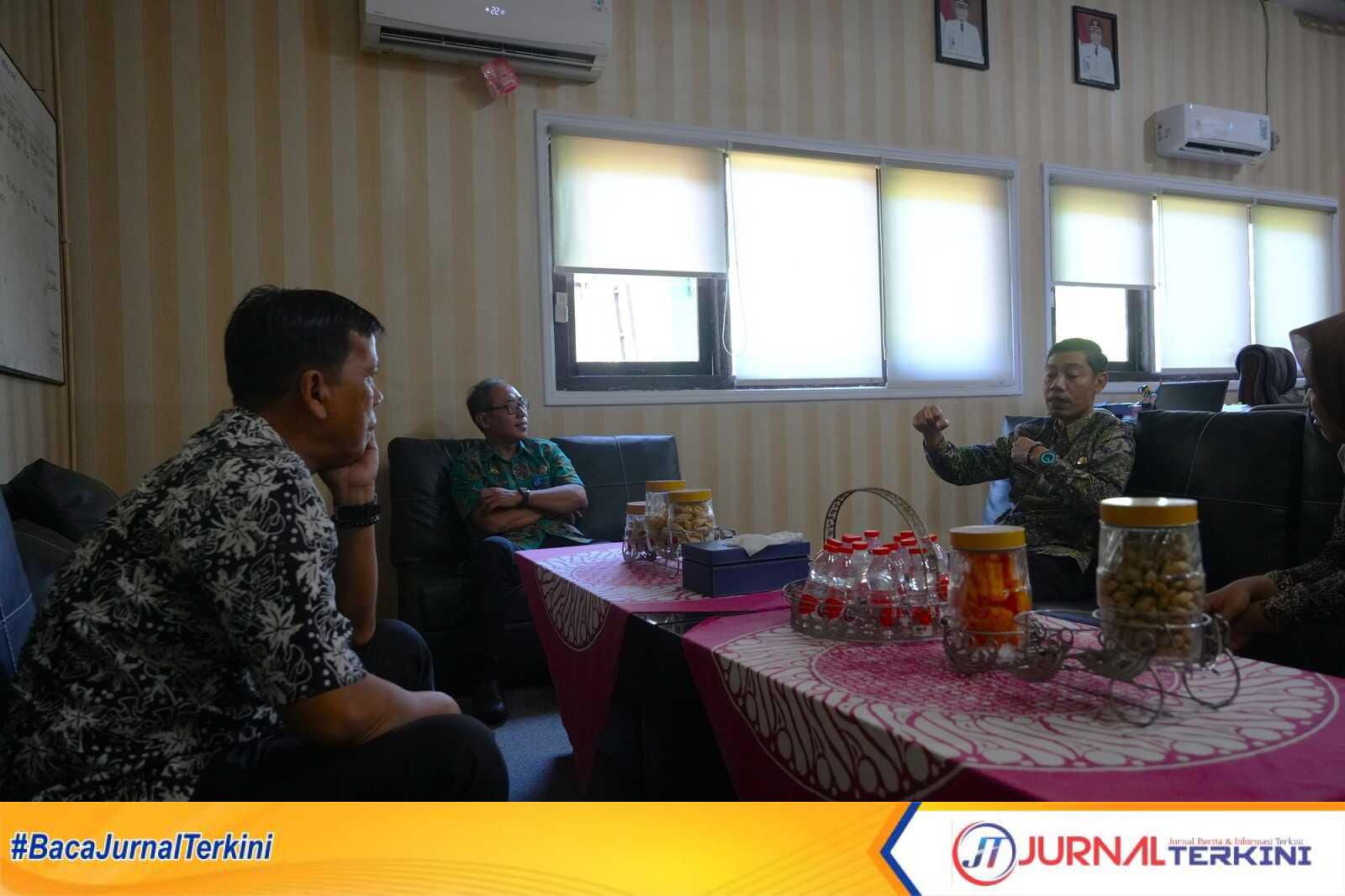 Seluruh ASN Kabupaten Tegal akan terima THR pada Jumat (13/03). (Foto: Humas Pemkab Tegal)