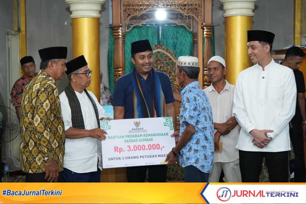 Wagub Sumbar, Vasco Ruseime saat Safari Ramadhan di Muara Kalaban, Kota Sawahlunto.(Foto Adpim Sumbar).