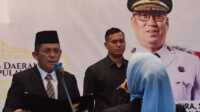 Gubernur Kepri Ansar Ahmad melantik Misni sebagai Sekda Kepri