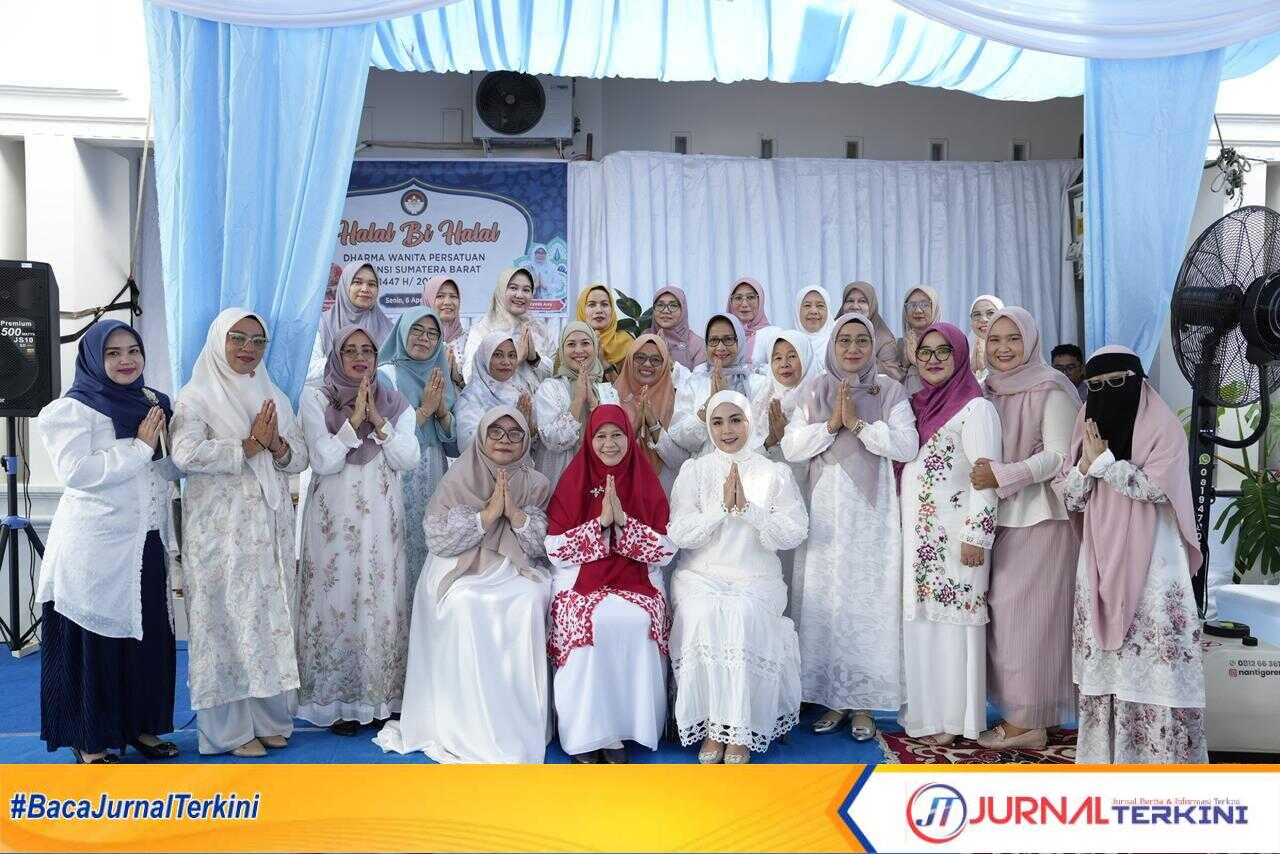 IMG-20260406-WA0027 DWP Sumbar menggelar kegiatan Halal Bihalal 1447 Hijriah. (Foto Adpim Sumbar).