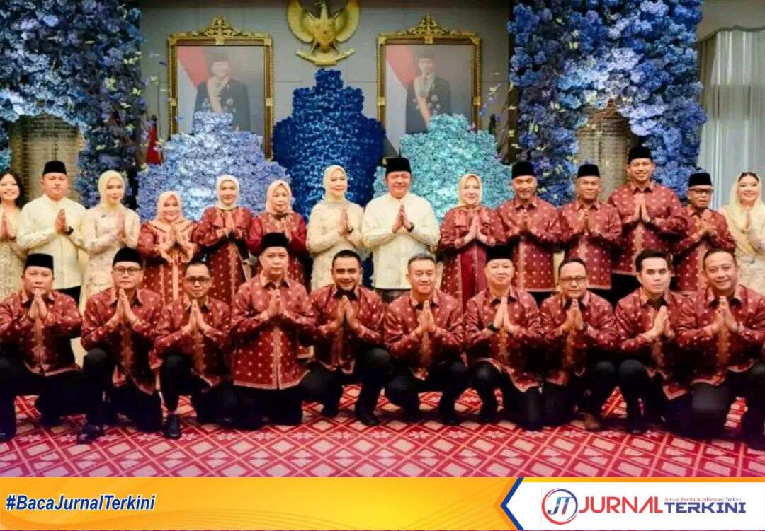 Bupati Musi Rawas, Ratna Machmud, bersama Wakil Bupati Suprayitno menghadiri kegiatan ramah tamah bersama Gubernur Sumatera Selatan, Herman Deru, di Griya Agung, Minggu (22/03/2026).