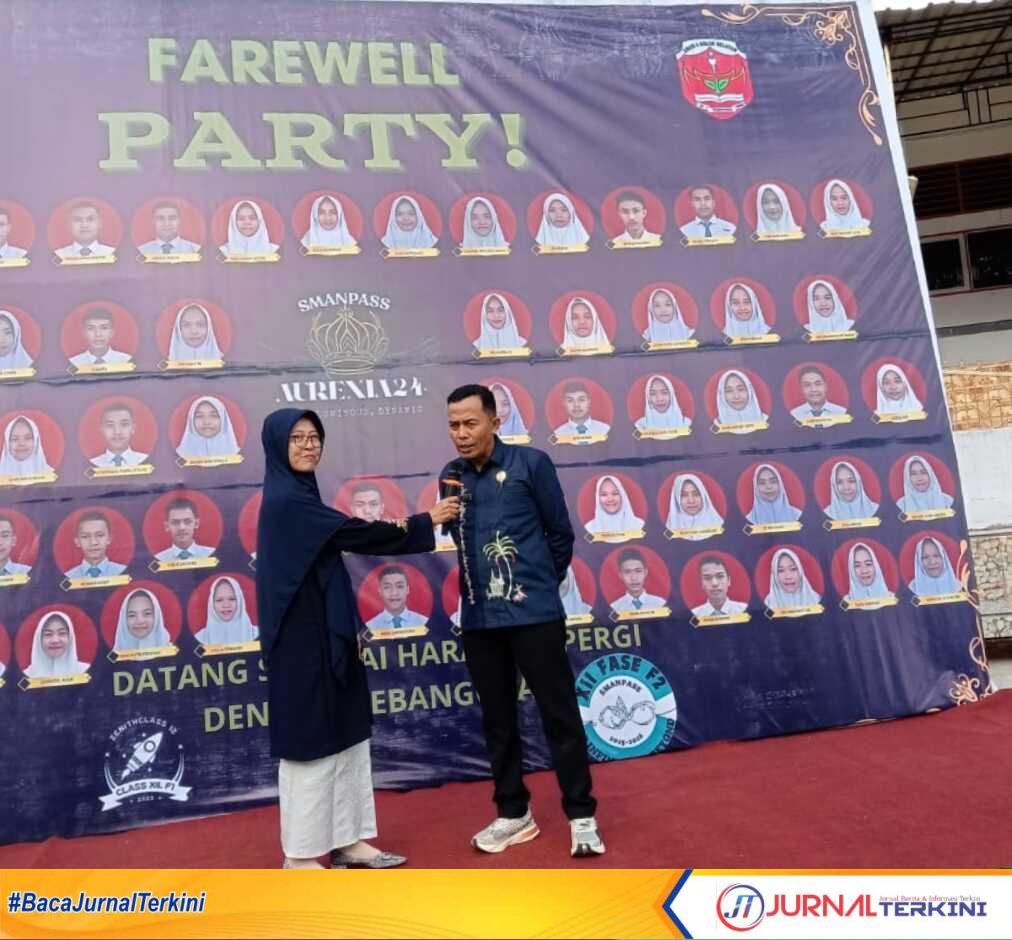 Kepala SMAN 4 Solok Selatan, Akmalu Rijal Putra, S.Pd., MM pada kegiatan pelepasan siswa kelas XII. (Foto Istimewa).