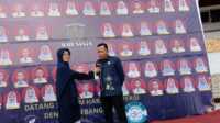 Kepala SMAN 4 Solok Selatan, Akmalu Rijal Putra, S.Pd., MM pada kegiatan pelepasan siswa kelas XII. (Foto Istimewa).