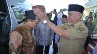 result_IMG-20260428-WA0018 Gubernur Sumbar, Mahyeldi Ansharullah saat menyambut Menteri Agama RI. (Foto Adpim Sumbar).