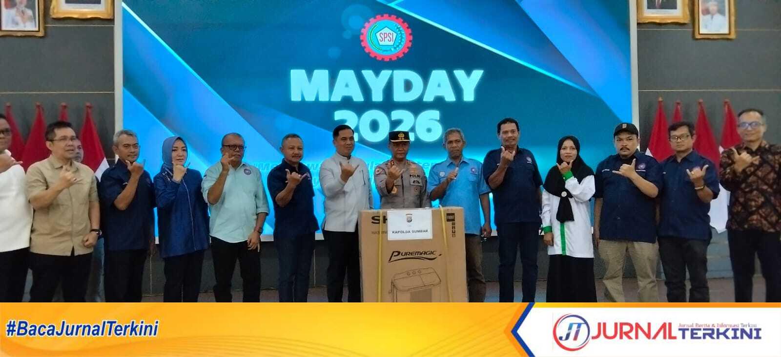 IMG-20260502-WA0028 Peringatan Hari Buruh Internasional di Sumbar. (Foto Adpim Sumbar).