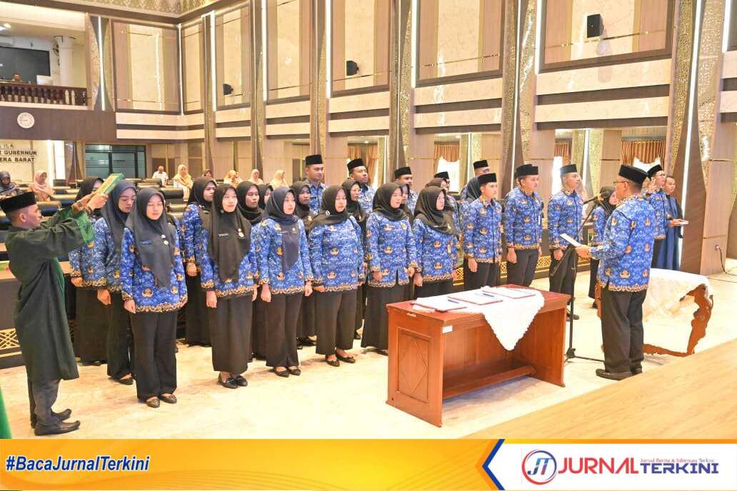 IMG-20260506-WA0047 Pengambilan sumpah dan janji 27 orang PNS di lingkungan Setda Prov Sumbar. (Foto Adpim Sumbar).