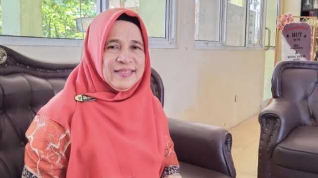 Kepala SMAN 1 Payakumbuh, Efda Sofliarni, S.Pd., M.Si.( Foto Istimewa).