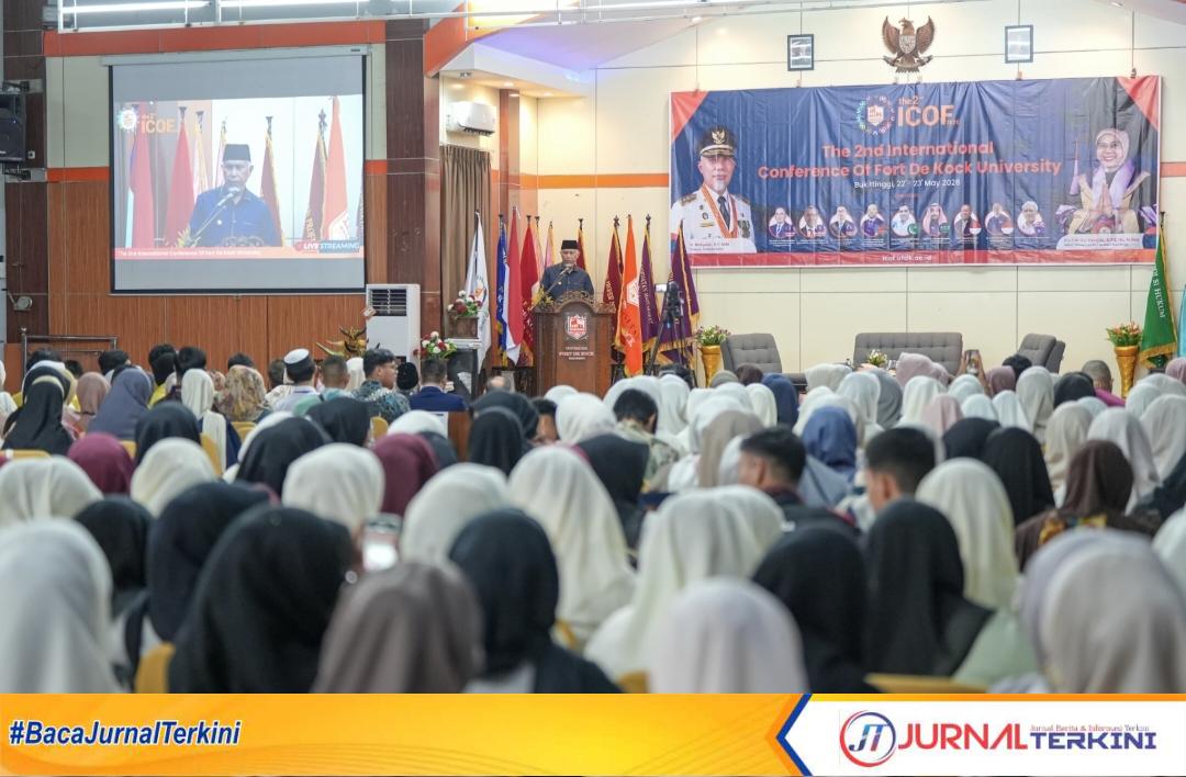 Seminar ICOF 2026 Universitas Fort De Kock. (Foto Adpim Sumbar).