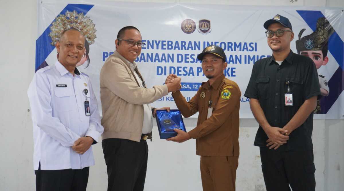 Sosialisasi Desa Binaan Imigrasi Karimun di Desa Pangke
