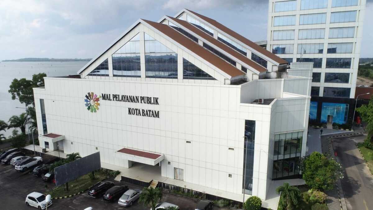 mal pelayanan publik batam BP Batam pangkas izin lingkungan