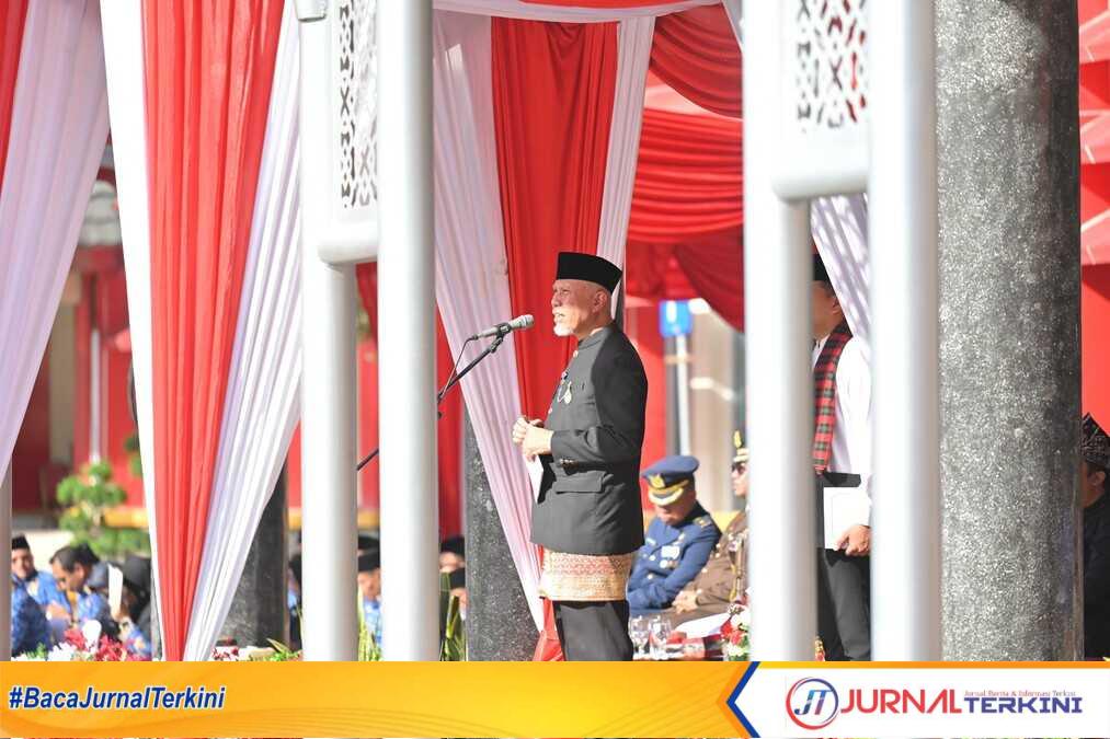 result_IMG-20260502-WA0012 Gubernur Sumbar, Mahyeldi sebagai Inspektur upacara pada peringatan Hardiknas 2026. (Foto Adpim Sumbar).