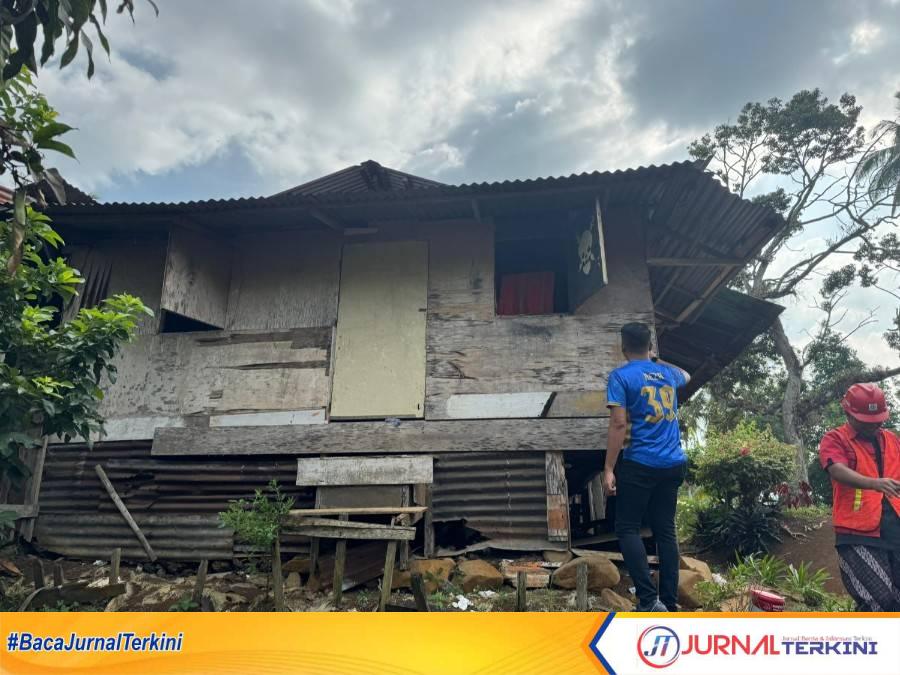 Rutan Batusangkar gelar kegiatan bedah rumah Kemenimipas. (Foto Rutan Batusangkar).
