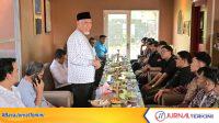 IMG-20260612-WA0025 Gubernur Sumbar, Mahyeldi Ansharullah saat berdialog dengan Aktivitas. (Foto Adpim Sumbar).