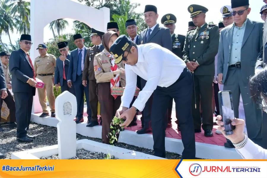 Peringatan 117 Tahun Perang Manggopoh. (Foto Adpim Sumbar).