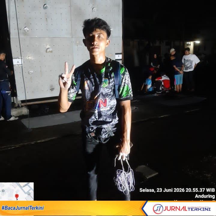 M. Reyfan Siswa SMKN 2 Padang Panjang berhasil meraih mendali di OSN Sumbar. (Foto Istimewa).