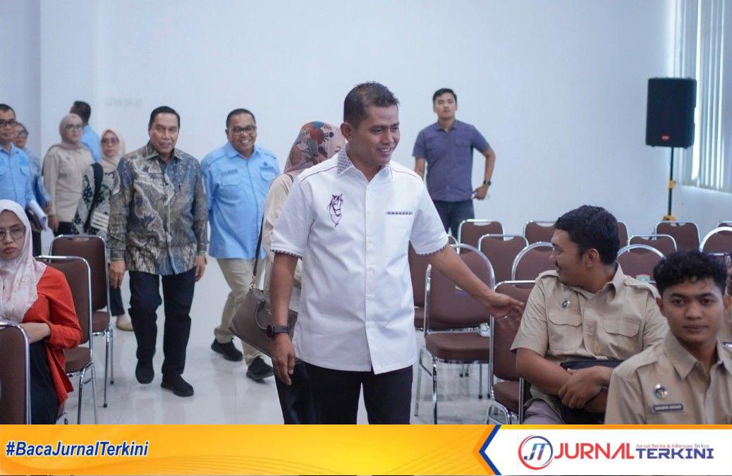 Bupati Solok Buka Rakor Program Makan Bergizi Gratis. (Foto Kominfo Kab Solok).