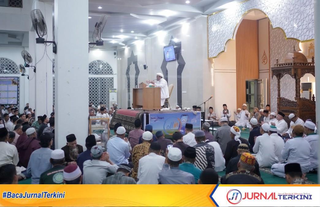 Tabligh Akbar Bersama Habib Muhammad Rizieq Shihab dan Ustadz Jelita Donal di Kab Solok. (Foto Kominfo Kab Solok).