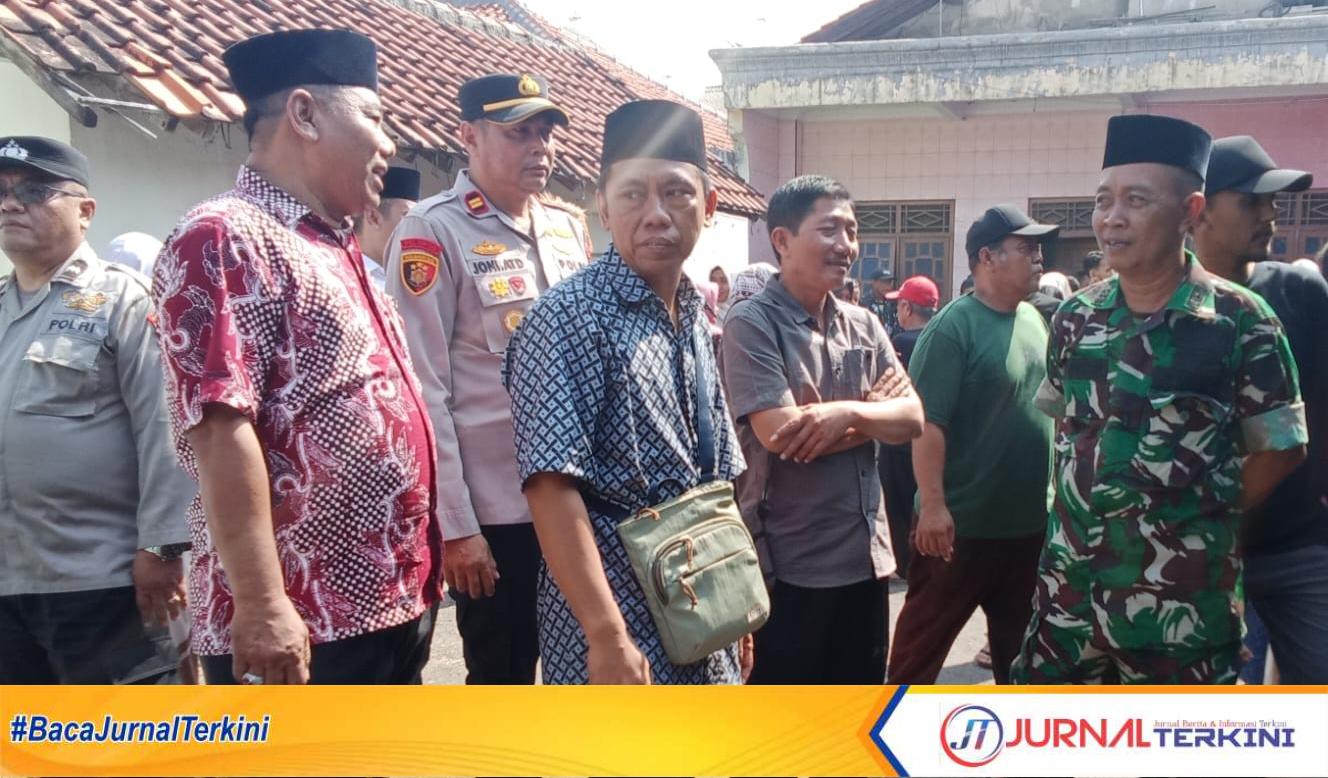 Forkopimcam Dukuhturi Monitoring Pemilihan Anggota BPD Pepedan, Minggu (28/06/2026). (Foto: Supriyadi/Jurnalterkini.id)